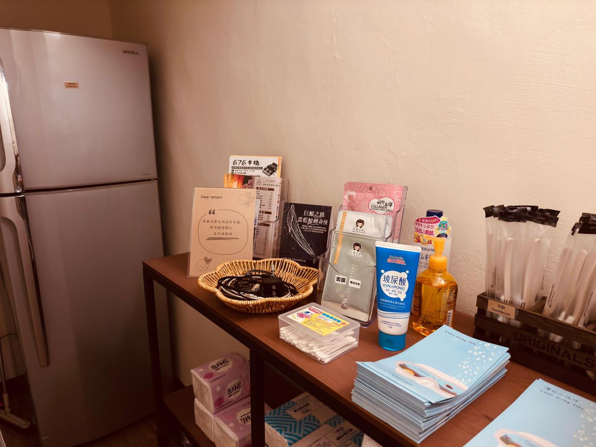 H-Khun Apartment Donggang Exterior photo