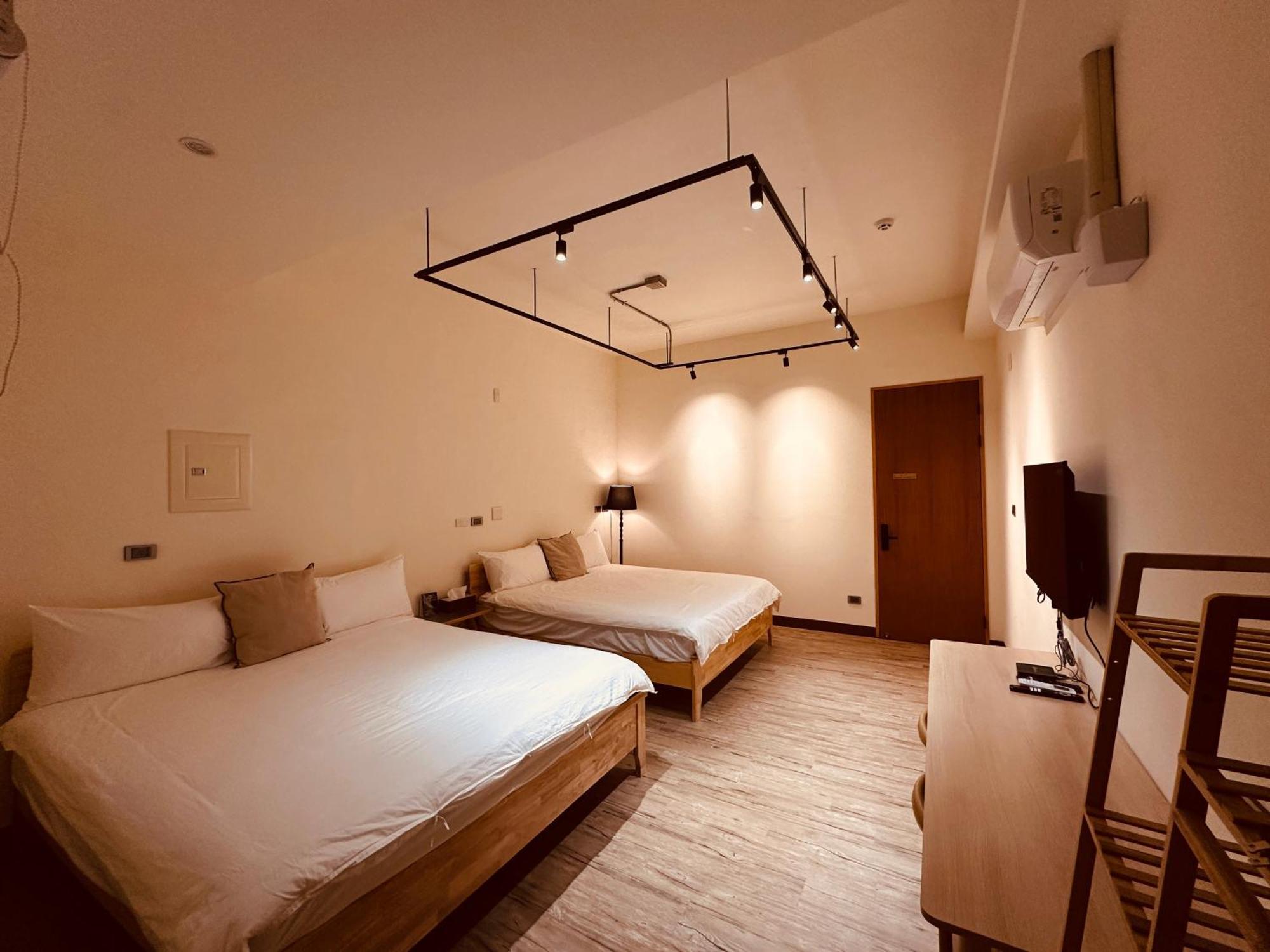 H-Khun Apartment Donggang Exterior photo