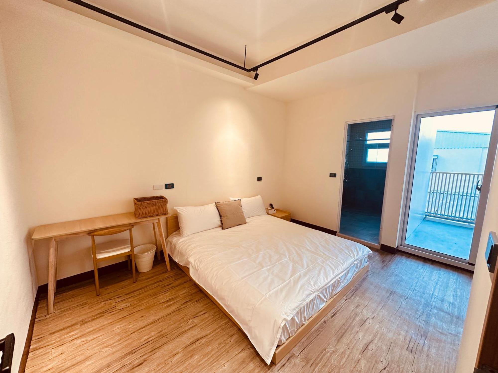 H-Khun Apartment Donggang Exterior photo