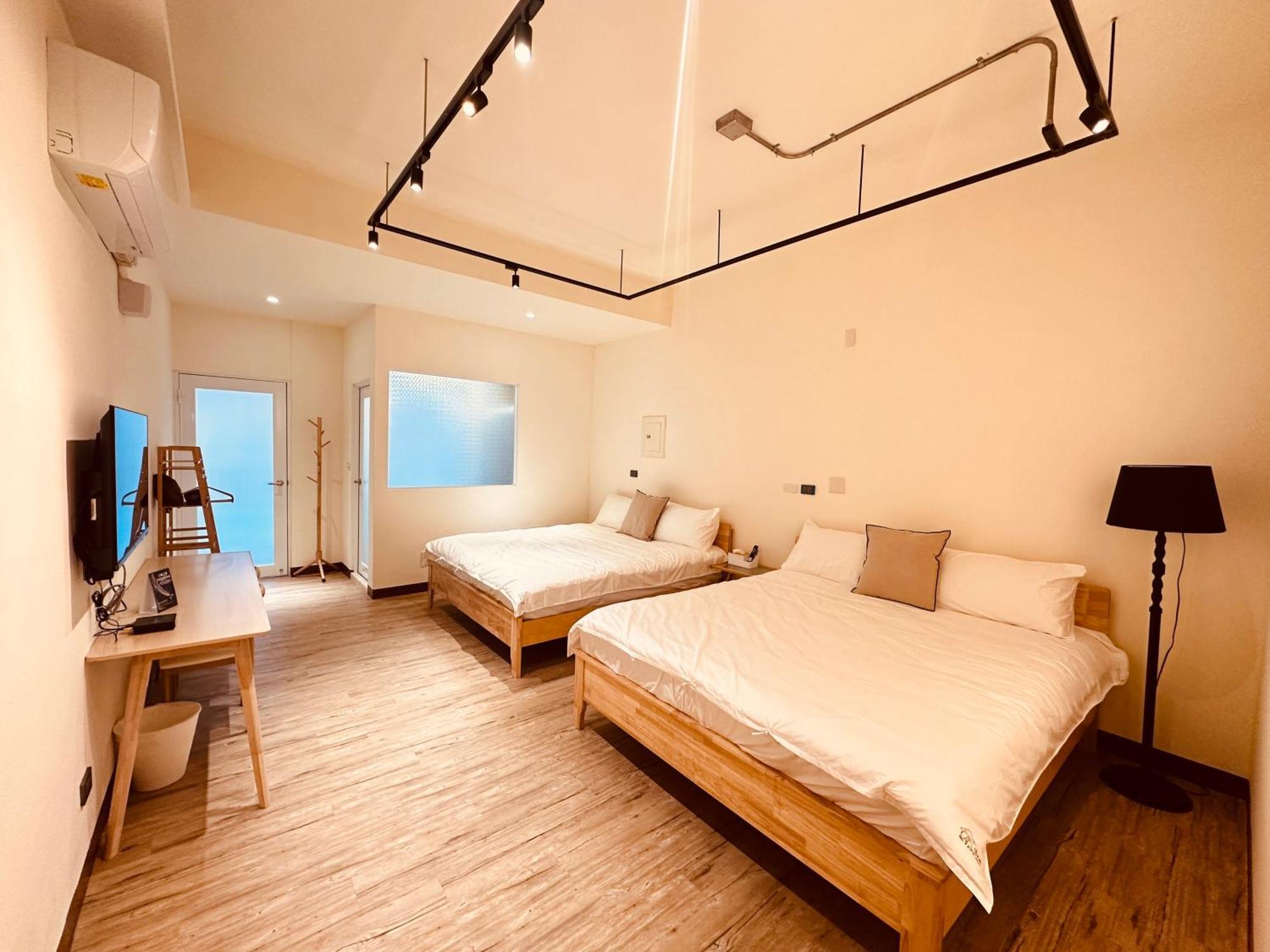 H-Khun Apartment Donggang Exterior photo